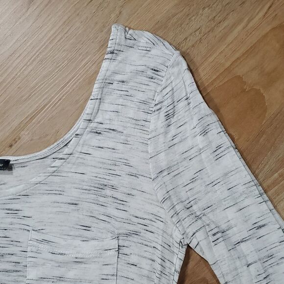 🔹️Lily Rose Gray Heather Embroidered Lace Scoop Neck 3/4 Sleeve Top Medium - Picture 4 of 11